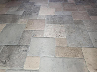 Montagnac d'Auberoche B2 Gris vieilli bombé et patiné à la main