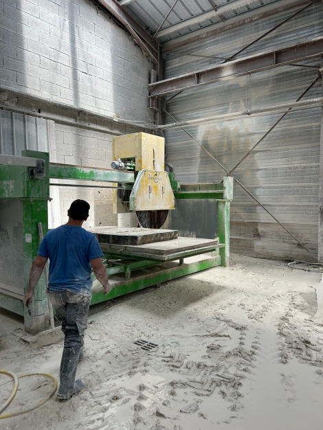 Usine BAT 2/4 - LP PIERRE NATURELLE MARTRENCHARD