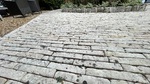 Calade en pierre naturelle claire de Dordogne