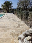 Travertin pierre pour terrasse et plage de piscine en extérieur à NIMES