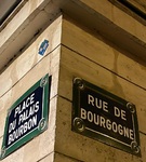 La pierre naturelle de France au 36 rue de Bourgogne à Paris, entre l'Assemblée nationale, le musée Rodin et les Invalides