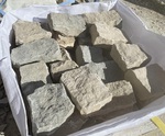Pavés en pierre de Dordogne Montagnac d'Auberoche B2 en 6 faces éclatées