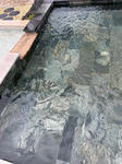 Quartzite pris dans l'ombre pour montrer ses couleurs