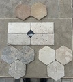 Echantillon en tomette et 20x10 + cabochon, COULM et TRAVERTIN (Beige et Silver)