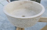 Vasque pierre intérieur adouci, extérieur layé