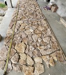 PAREMENT PIERRE NATURELLE PIERRE D'OR - PRESENTATION AU SOL POSE A SEC