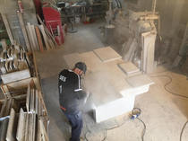 Atelier de taille de pierre à Valliguières