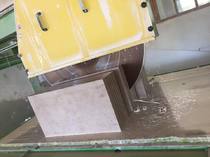 Débit pierre au disque diamanté et à l'eau