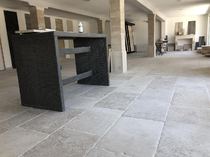 Showroom de FRANCEPIERRE Valliguières, dallage