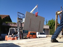 Manutention et levage de tranche en pierre naturelle