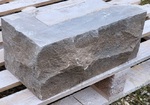Montagnac B2 toutes nuances de gris et de beige avec une face éclatée