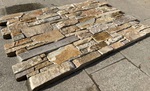 Parement mural en pierre naturelle en quartzite Doré en Z